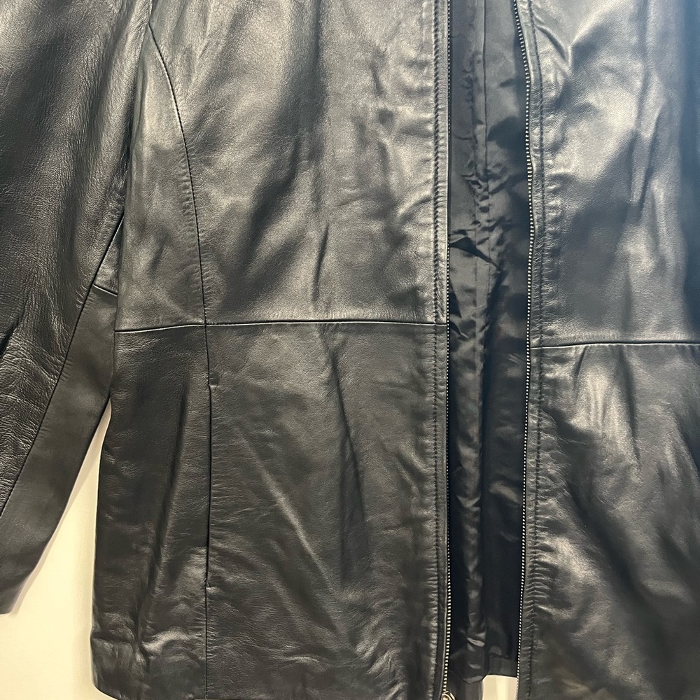 Leather jacket - Picture 6 of 9